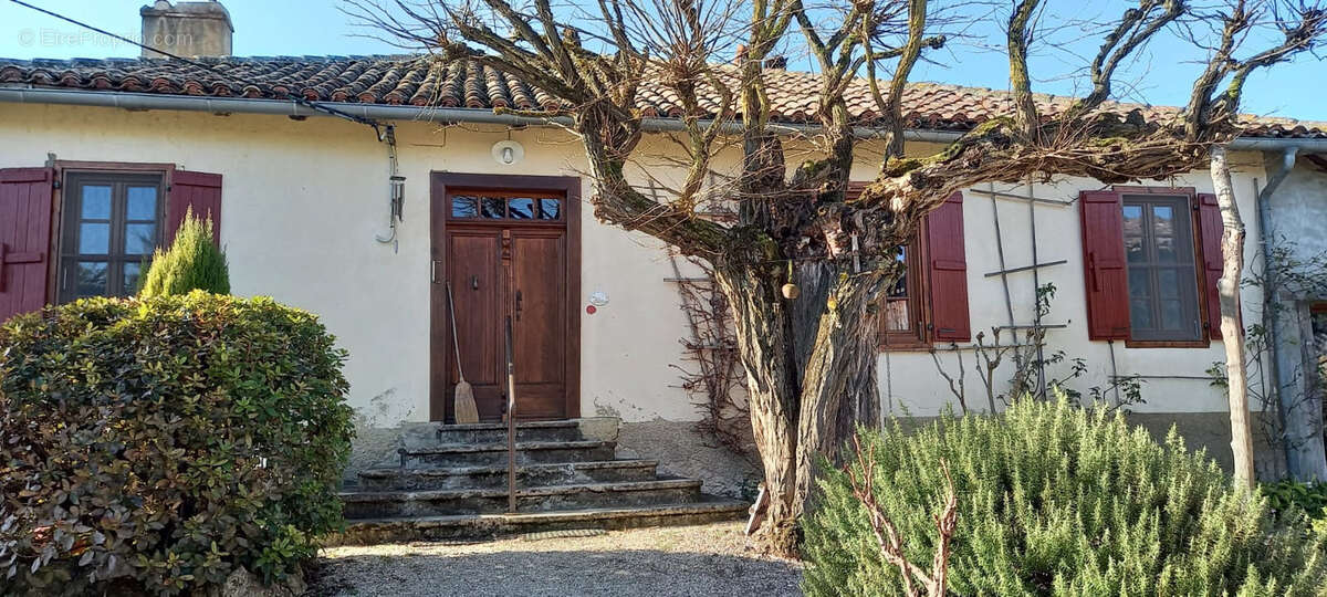 Maison à CASTELNAU-BARBARENS