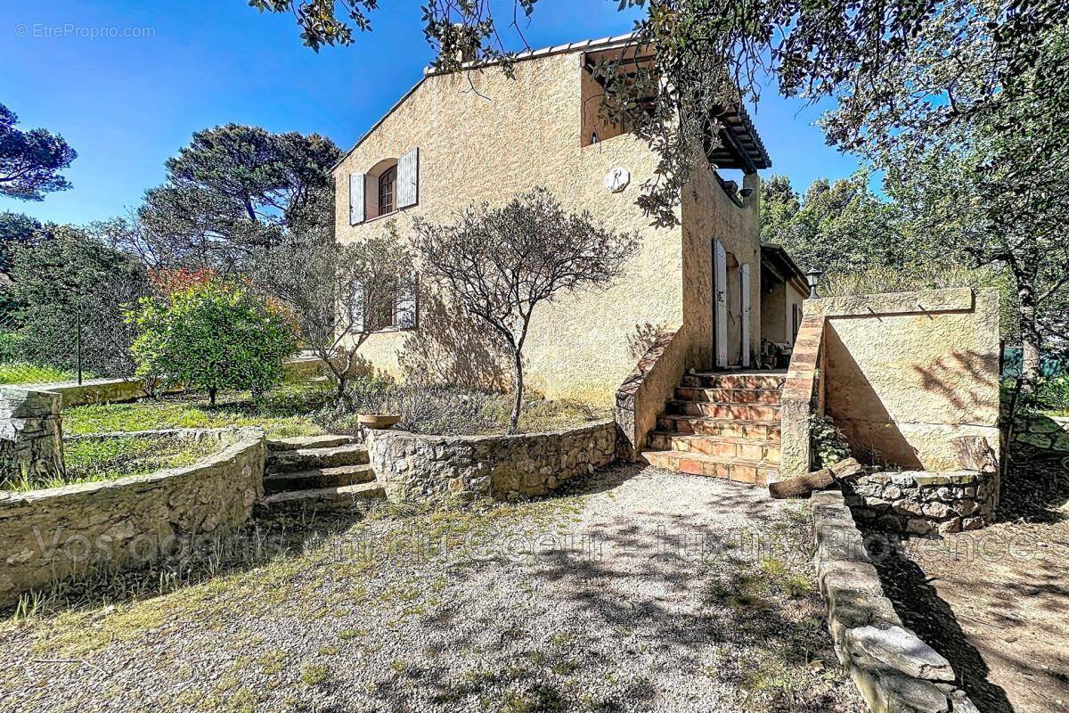 Maison à PUYLOUBIER