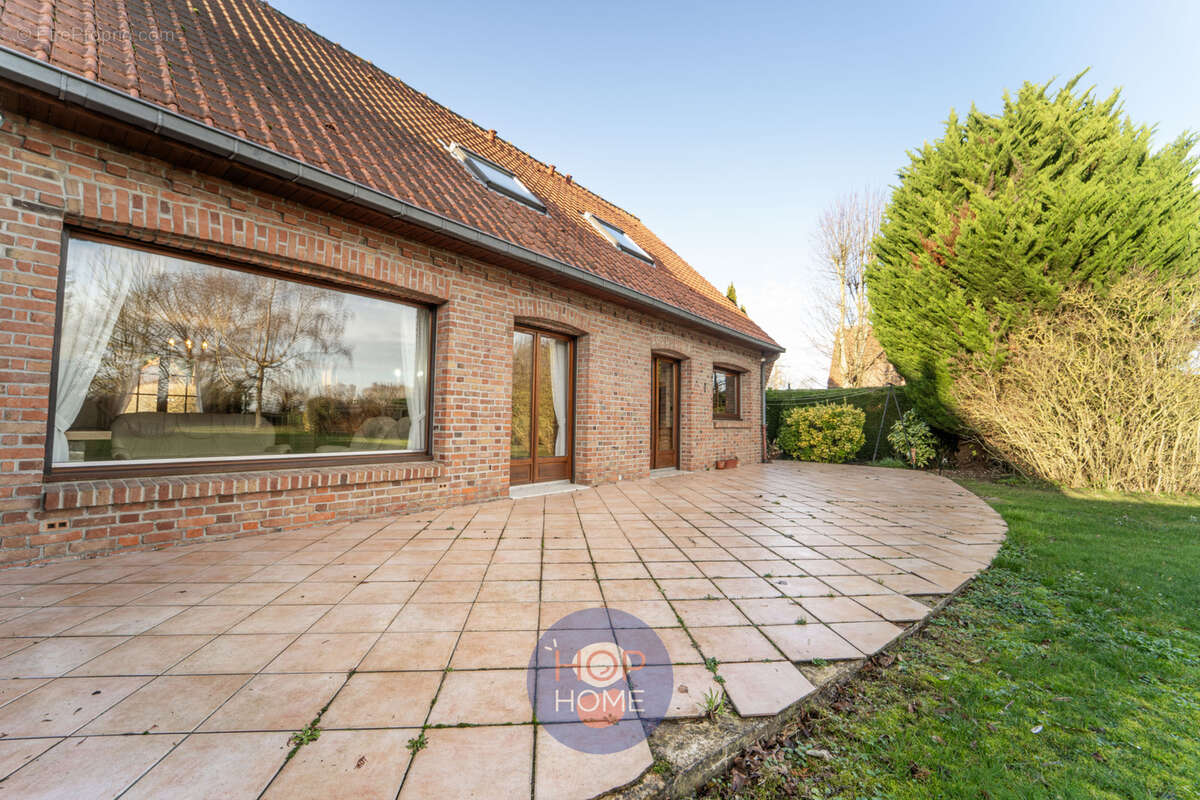 Maison à NEUVE-CHAPELLE