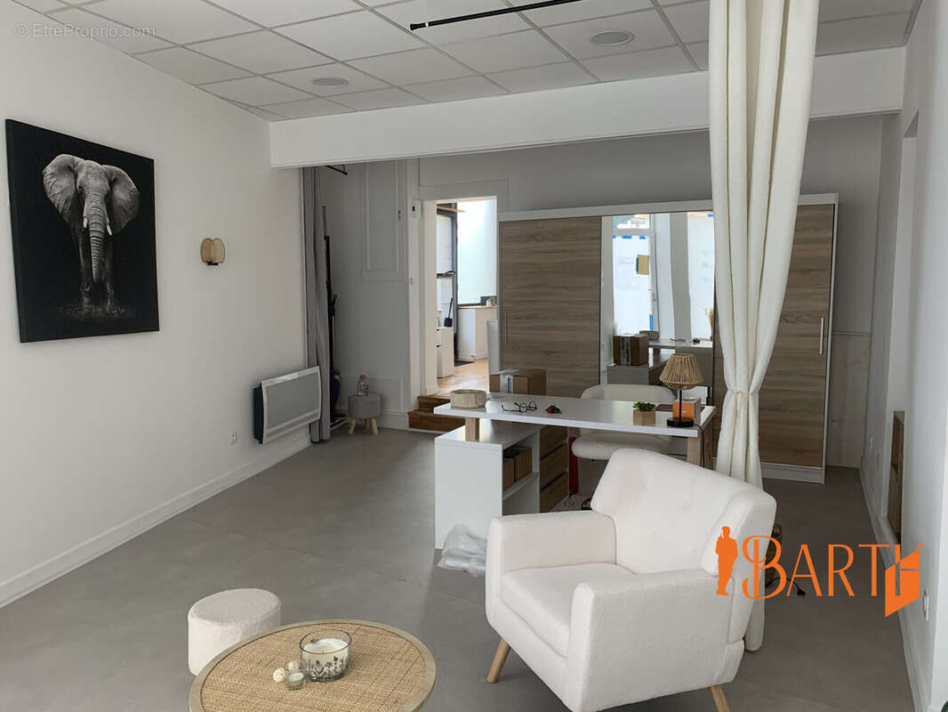 Appartement à DUN-SUR-AURON