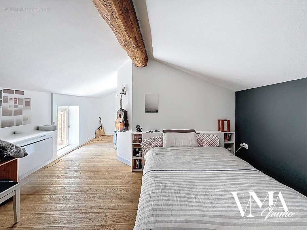 Maison à CHAZAY-D&#039;AZERGUES