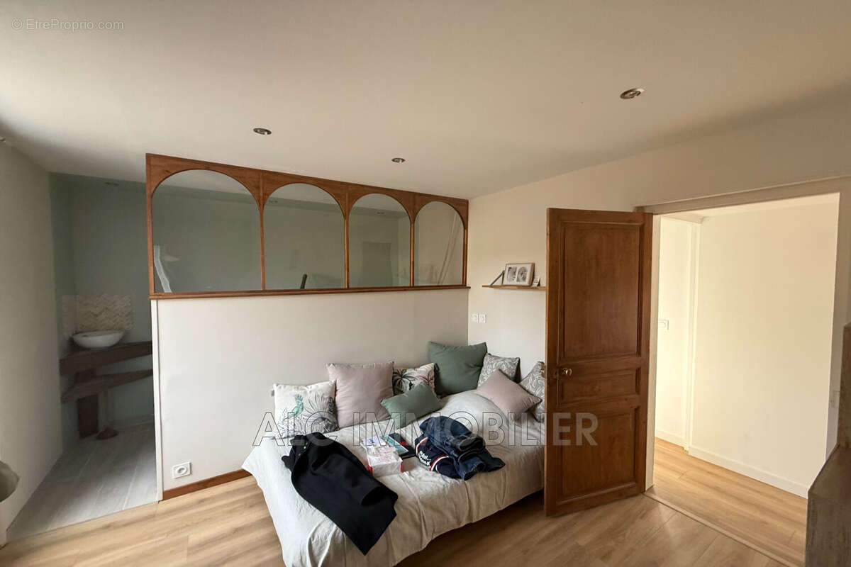 Maison 137 m² à Alencon  - photo 4