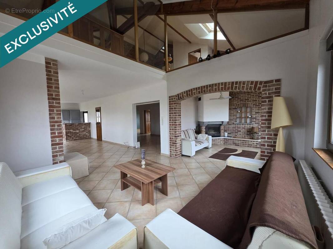 Photo 1 - Maison à CONFLANS-EN-JARNISY