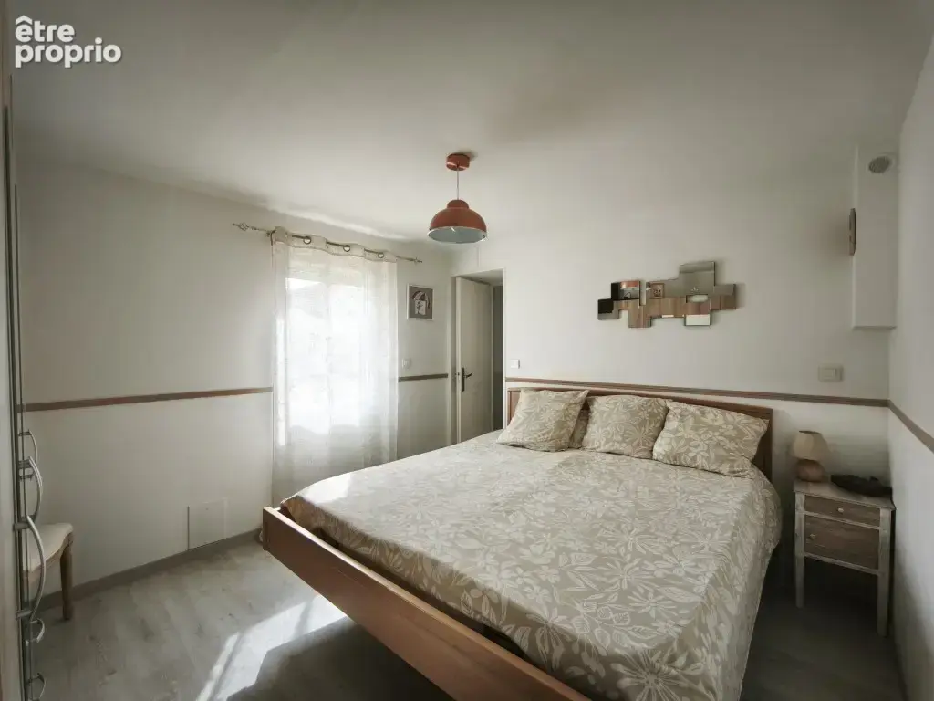 Maison 4 pièces 77 m² à vendre à Gemozac (17260) - photo 7
