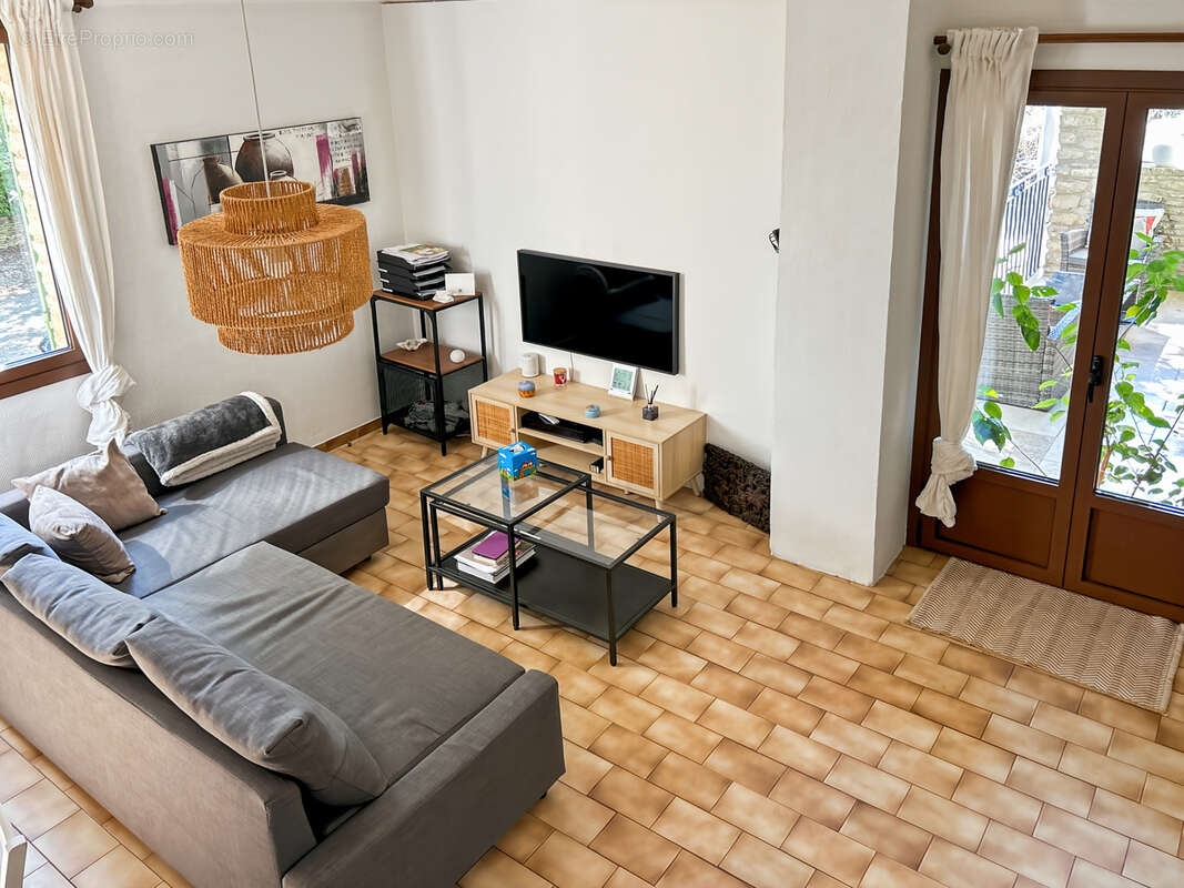 Maison à CABRIERES-D'AVIGNON