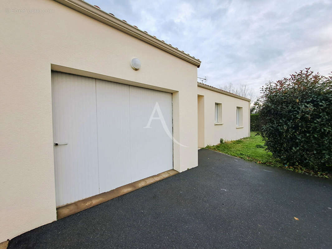 Maison à LA FLOCELLIERE