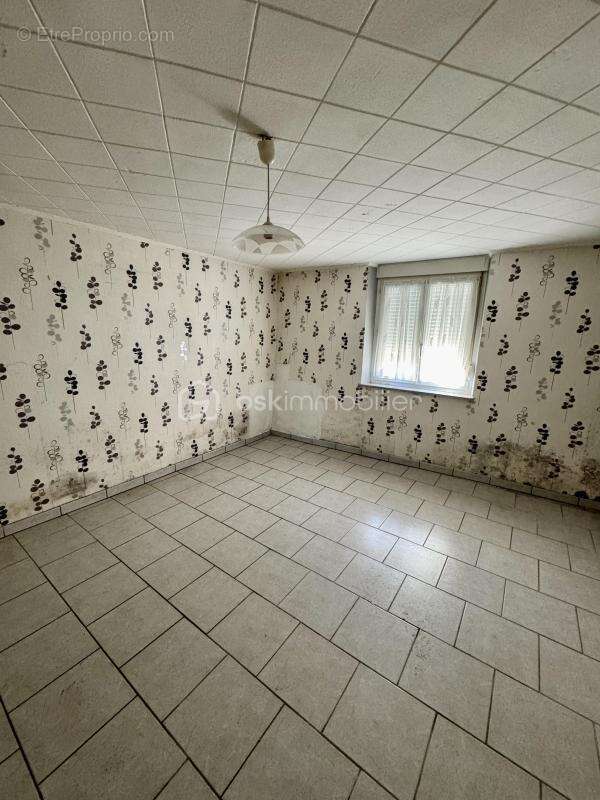 Maison à NARBEFONTAINE