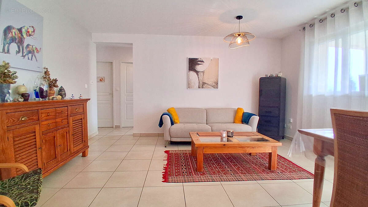 Appartement à AMANCY