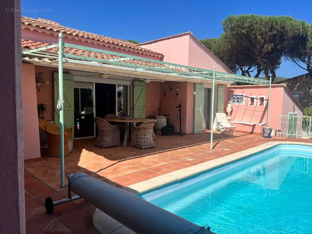 Les Issambres- Villa de charme à 900 m de la mer - photo 2