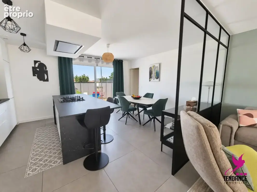 Superbe Villa avec garage et piscine. - photo 3