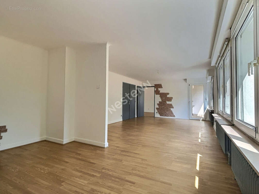 Maison familiale- Saint Avold -7 chambres- 233 m2- Terrain 16.85 ares - photo 8