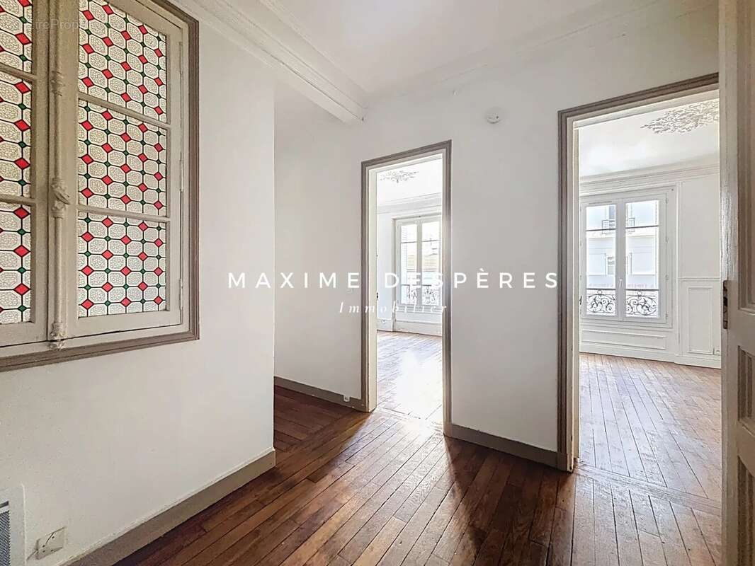 Appartement à LEVALLOIS-PERRET