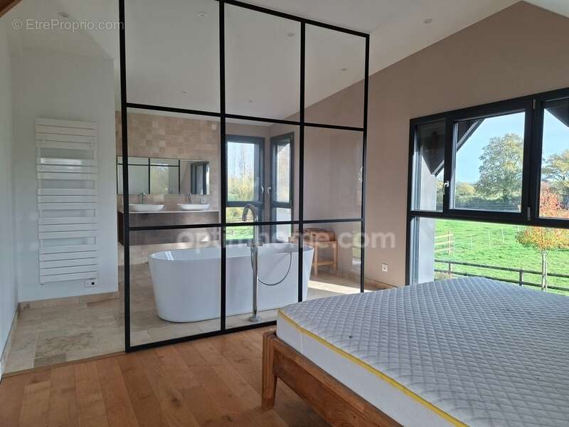 Maison à RUILLE-FROID-FONDS