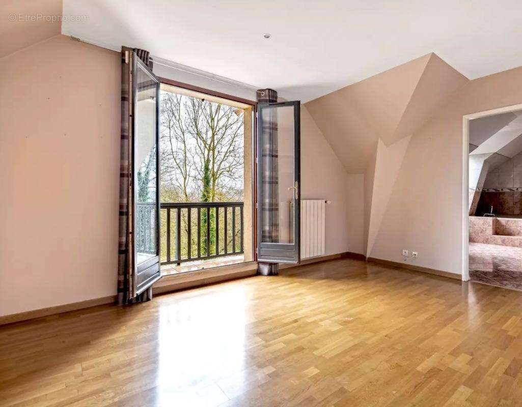 Maison à SAINT-JEAN-DE-BEAUREGARD