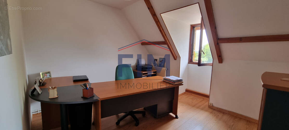 Maison 187 m² à Forges-Les-Eaux  - photo 7