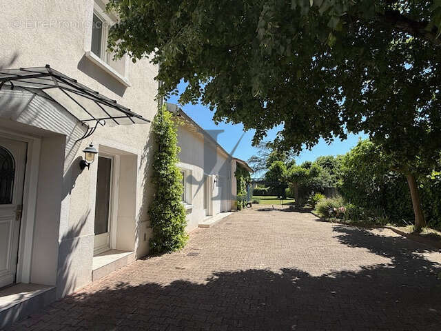 Maison à MALISSARD