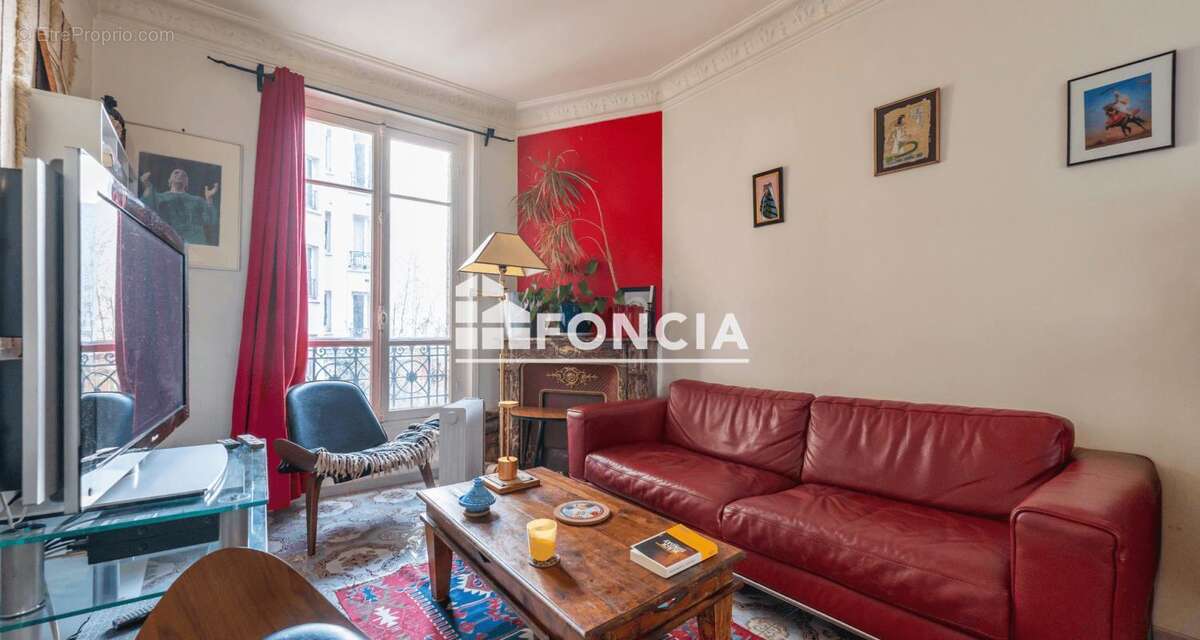 Appartement à PARIS-18E