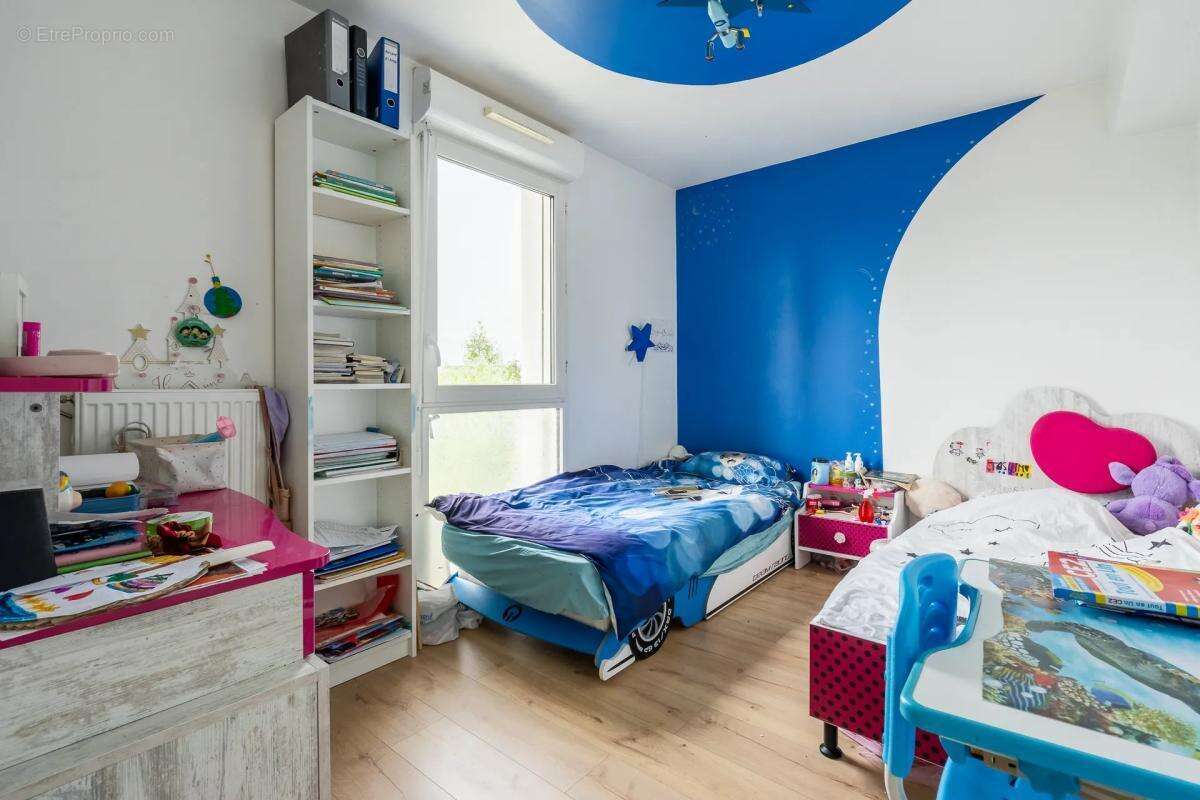 Appartement à STAINS