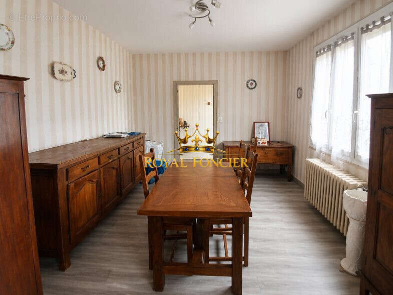 Maison 80 m² à Ligueil  - photo 5