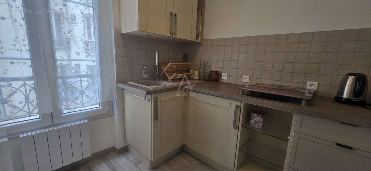 Appartement à PARIS-20E