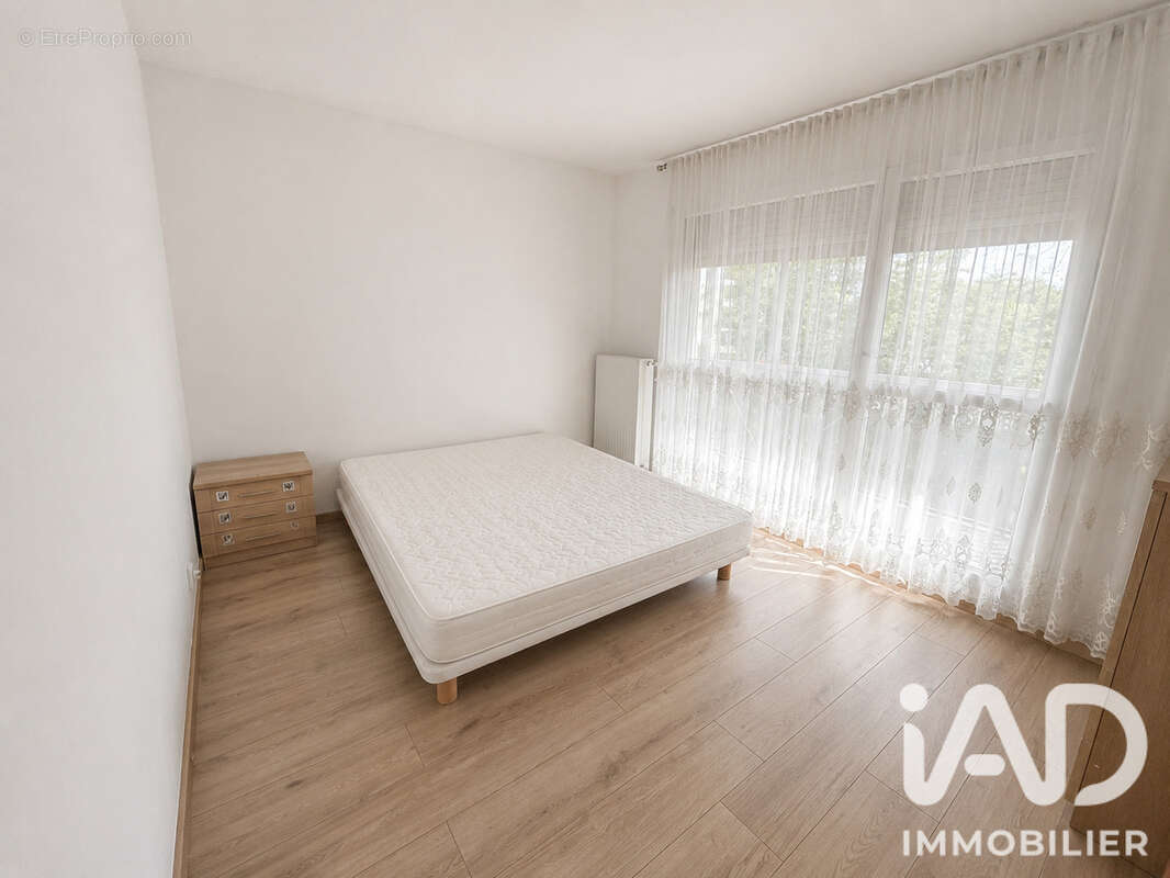 Appartement 80 m² à Brunoy  - photo 8