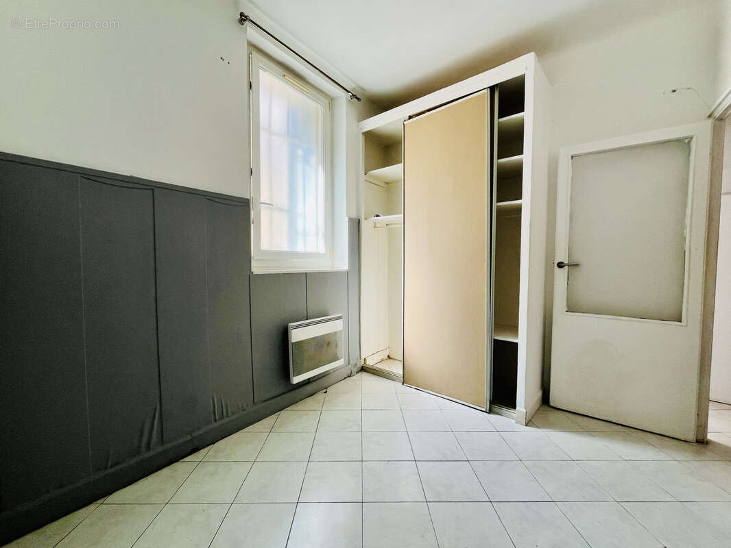 Appartement à MARSEILLE-6E