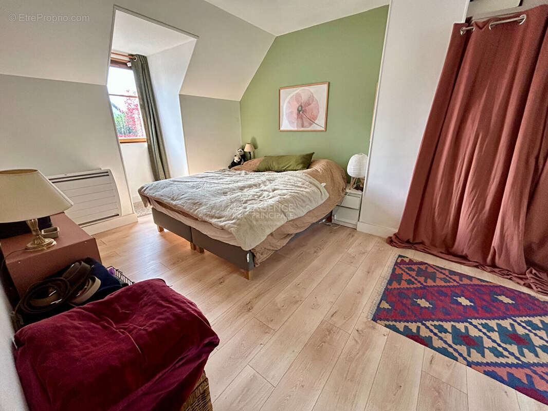 Maison Acheres 6 pièce(s) 129 m2 - photo 9