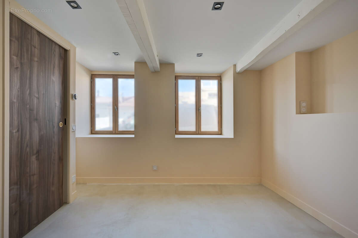 Maison à MARSEILLE-8E