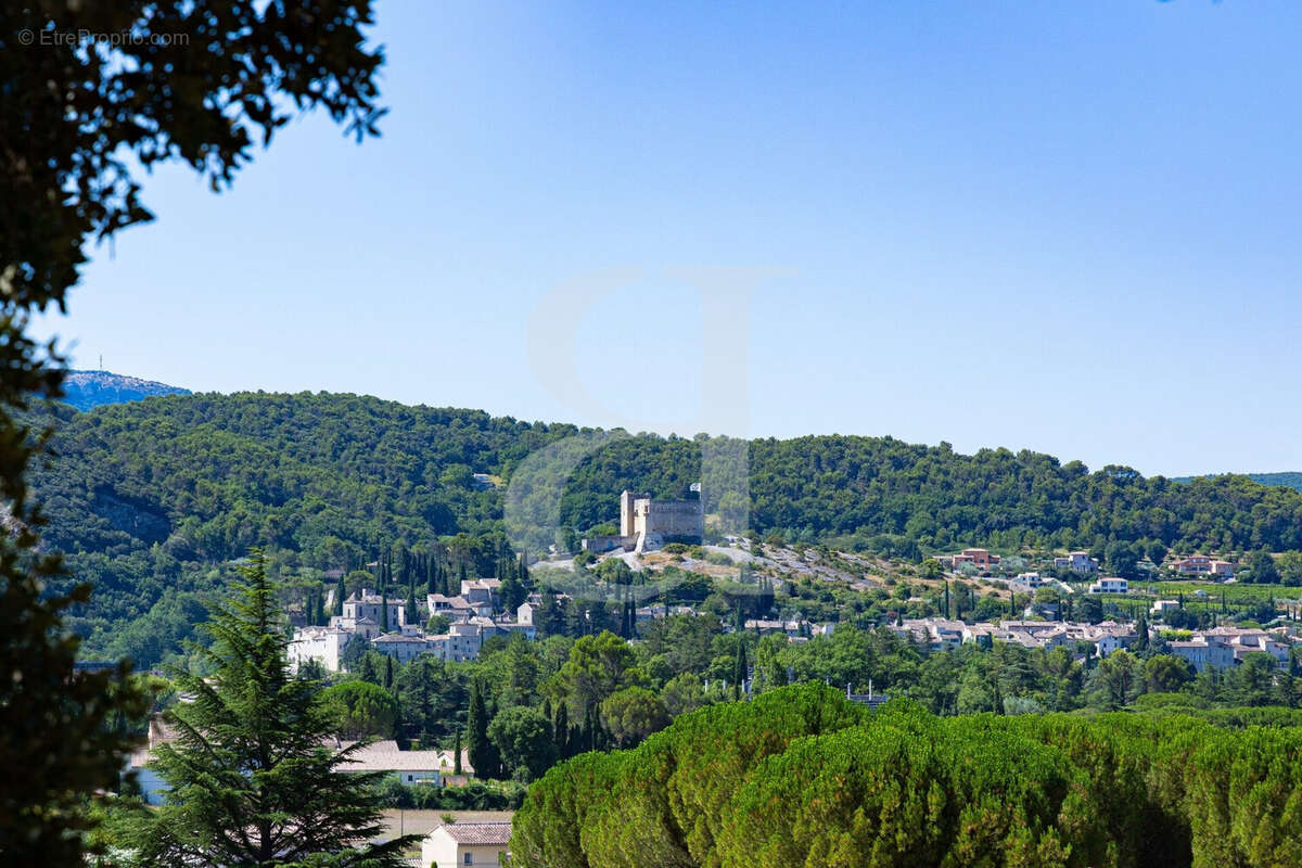 Maison à VAISON-LA-ROMAINE