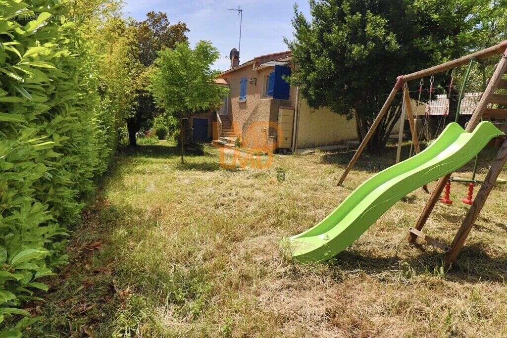 Maison à SAINT-MAXIMIN-LA-SAINTE-BAUME