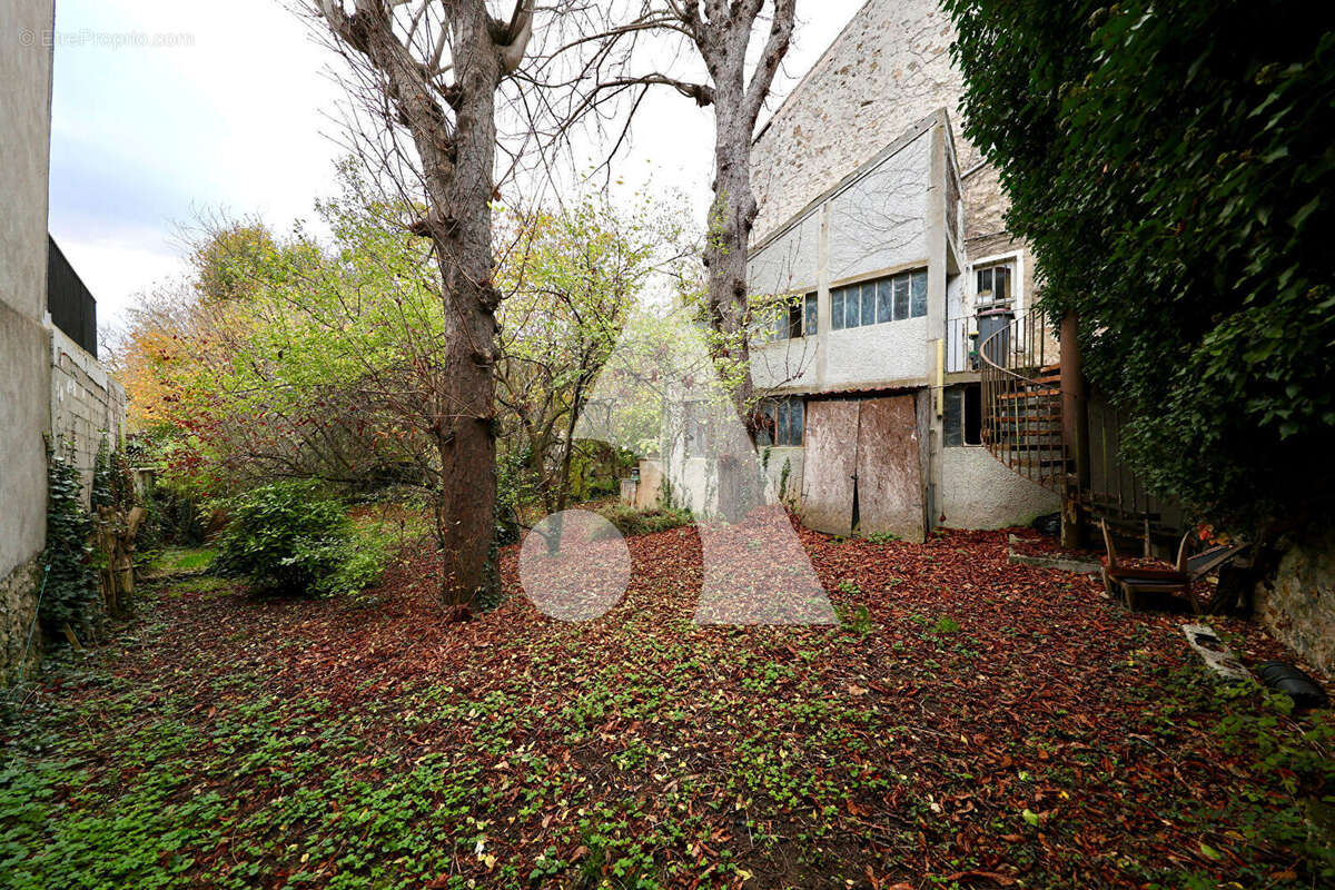 Maison à SOISY-SUR-SEINE