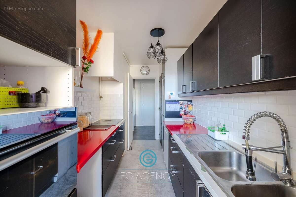 Appartement à MARSEILLE-9E