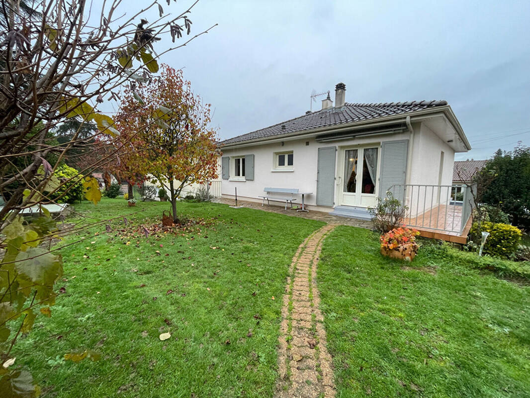 Maison à AIXE-SUR-VIENNE