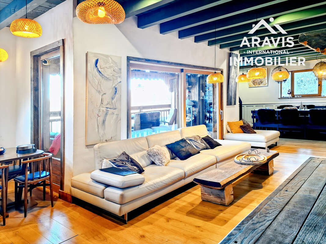 Maison à ARACHES-LA-FRASSE