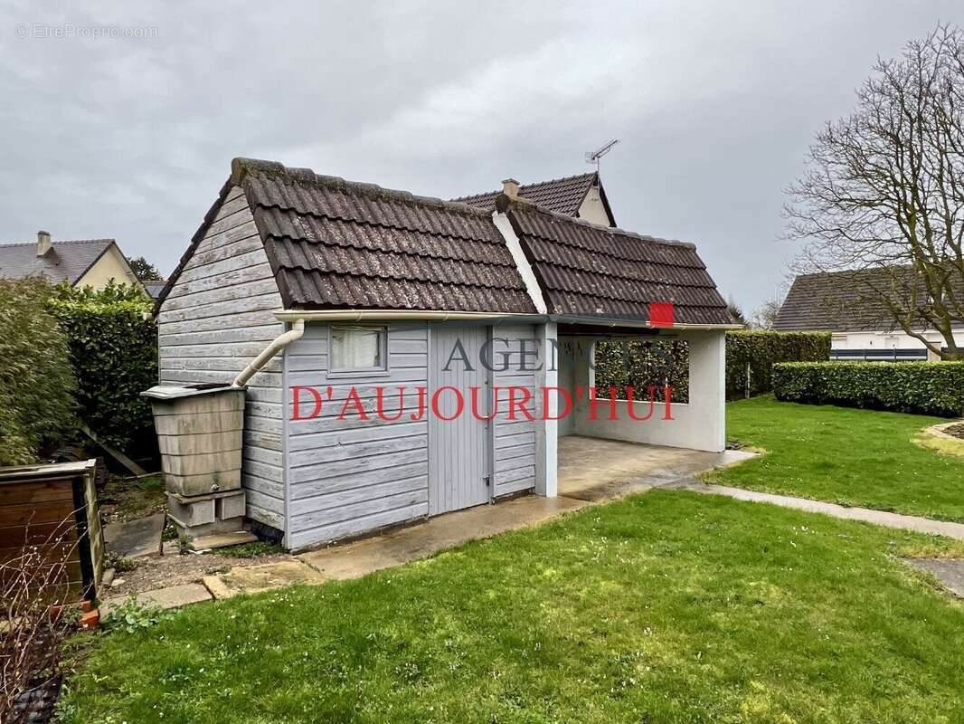 Maison à BASLY