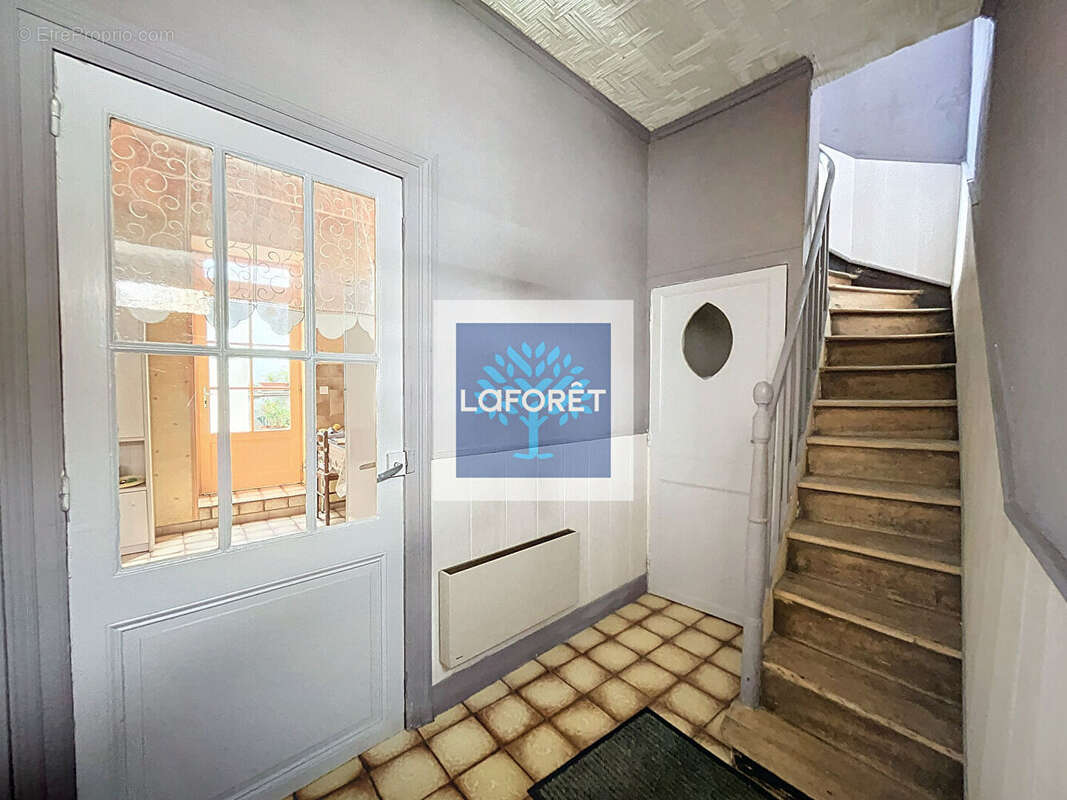 Appartement à BAIGNES-SAINTE-RADEGONDE