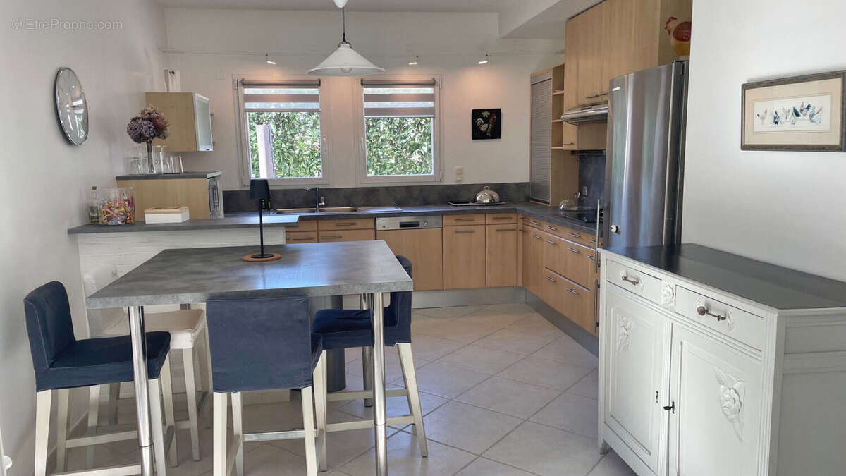 Maison à SAINT-CYR-SUR-LOIRE