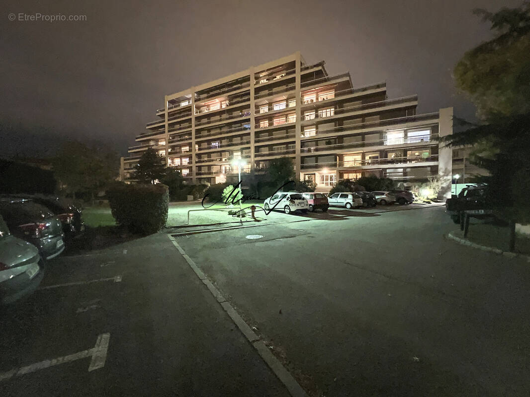 Appartement à BOURG-LES-VALENCE