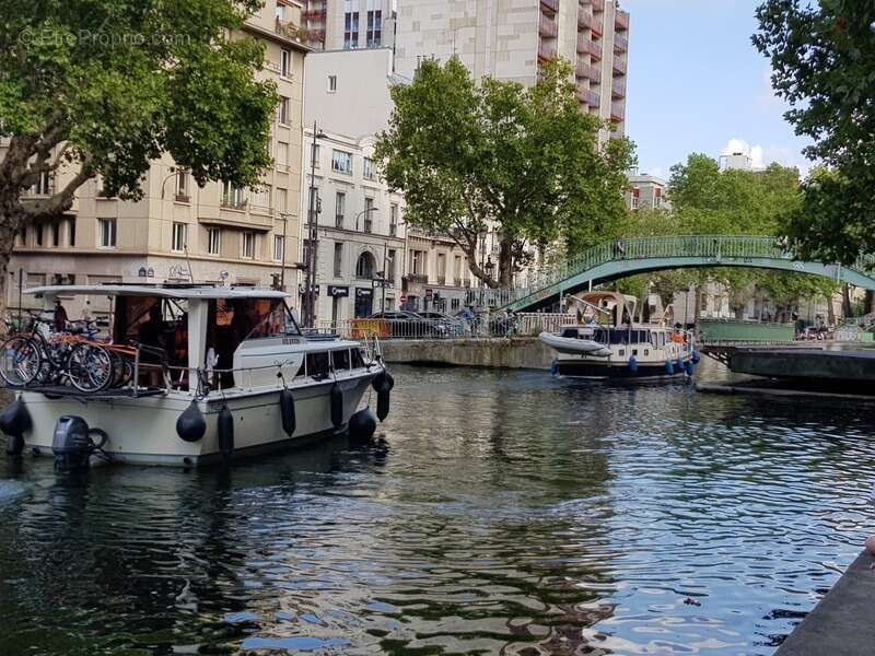 Appartement à PARIS-10E