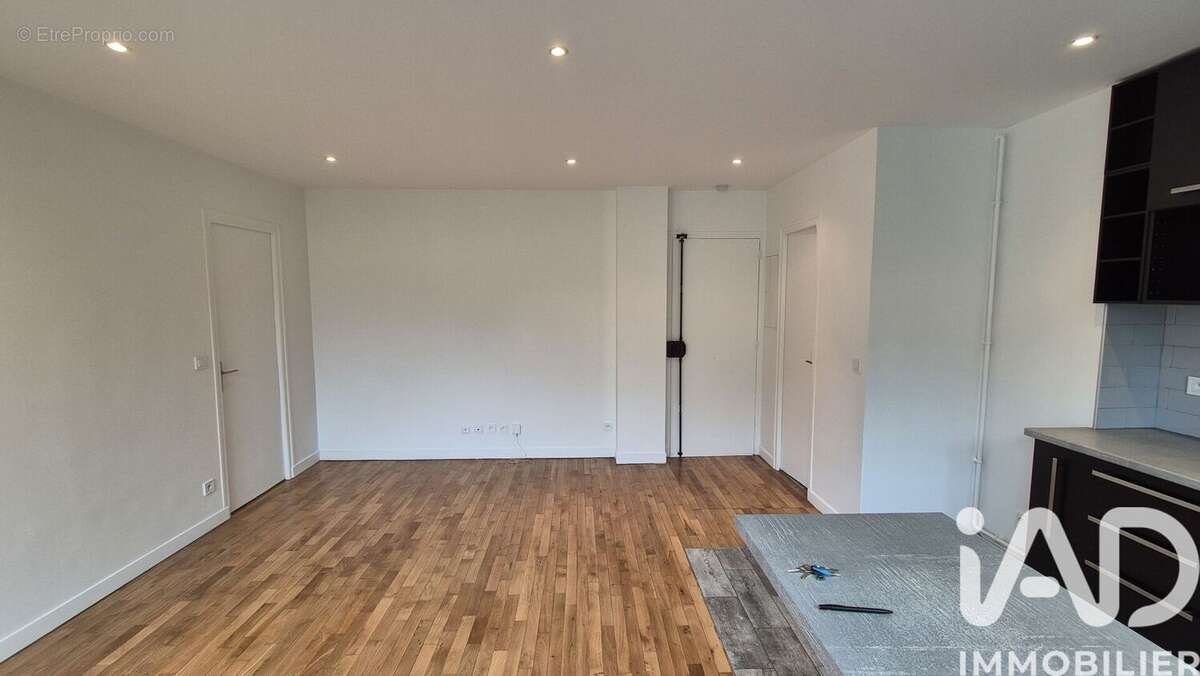 Photo 2 - Appartement à PUTEAUX