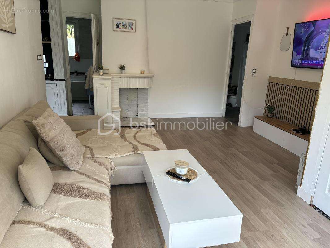 Maison de caractère avec fort potentiel locatif  en plein centre-ville de Chateaubriand ! - photo 5