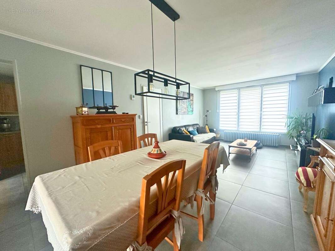 Maison à FACHES-THUMESNIL