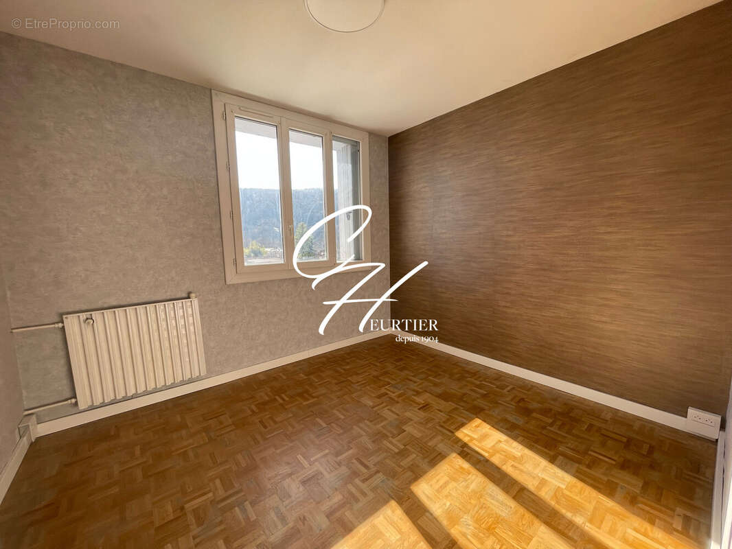 Appartement à ECHIROLLES