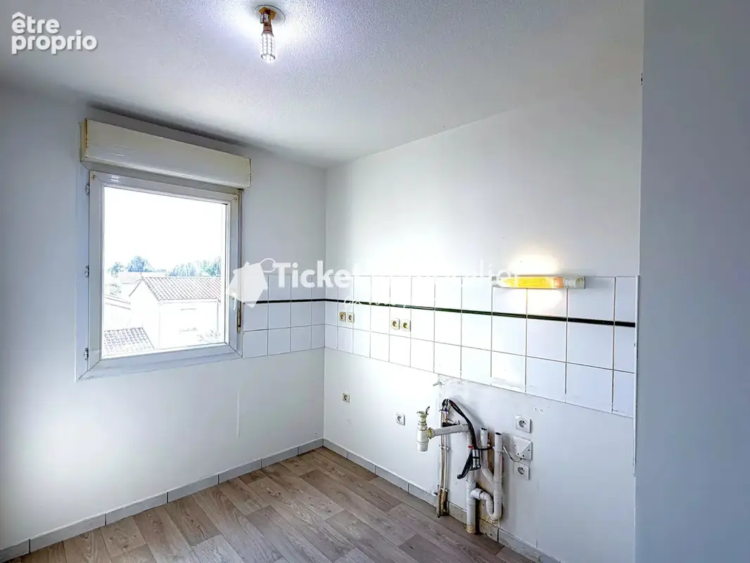 Appartement t2 50m2 tarbes avec balcon, place de parking etc ... - photo 5