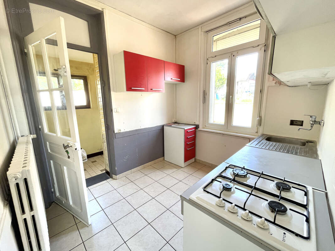 Maison semi-mitoyenne avec jardin et garage - photo 10