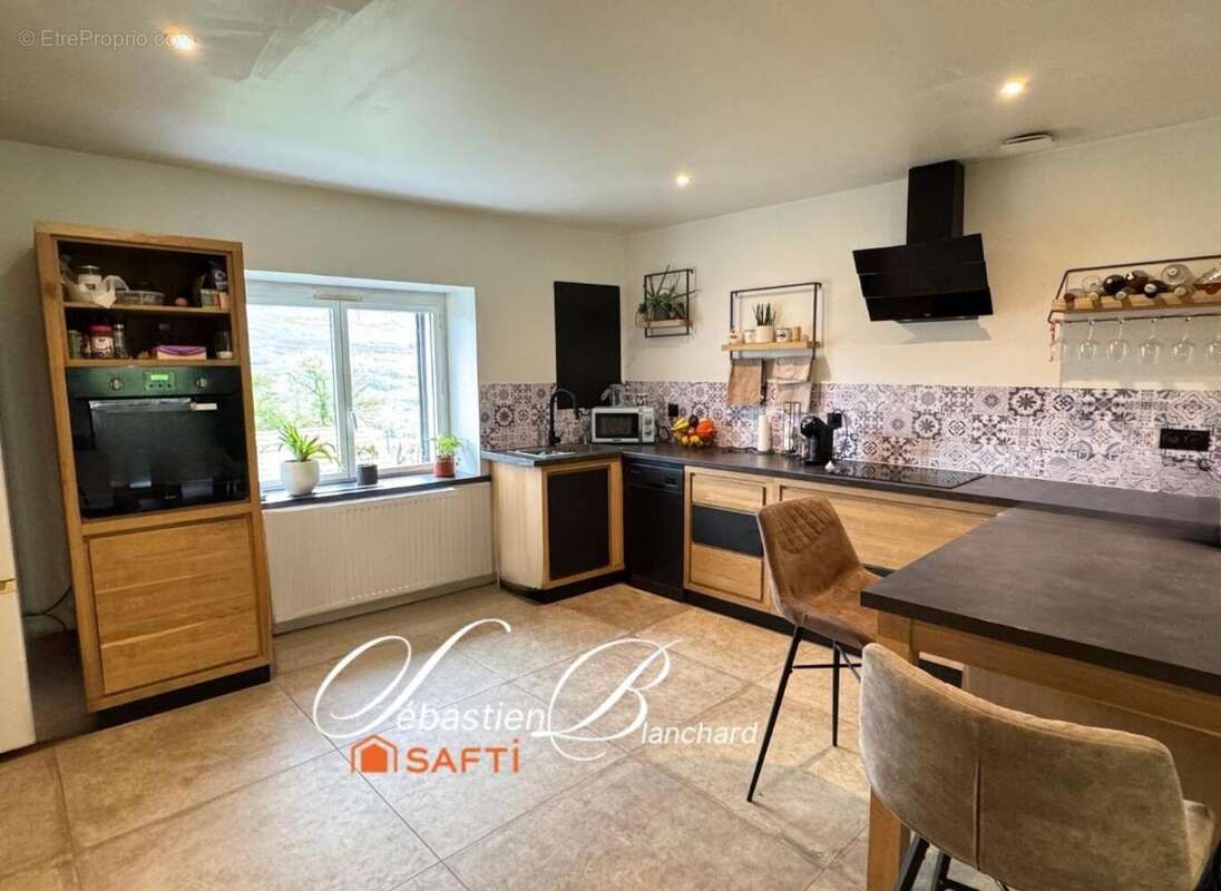 Photo 2 - Maison à ANGLEFORT