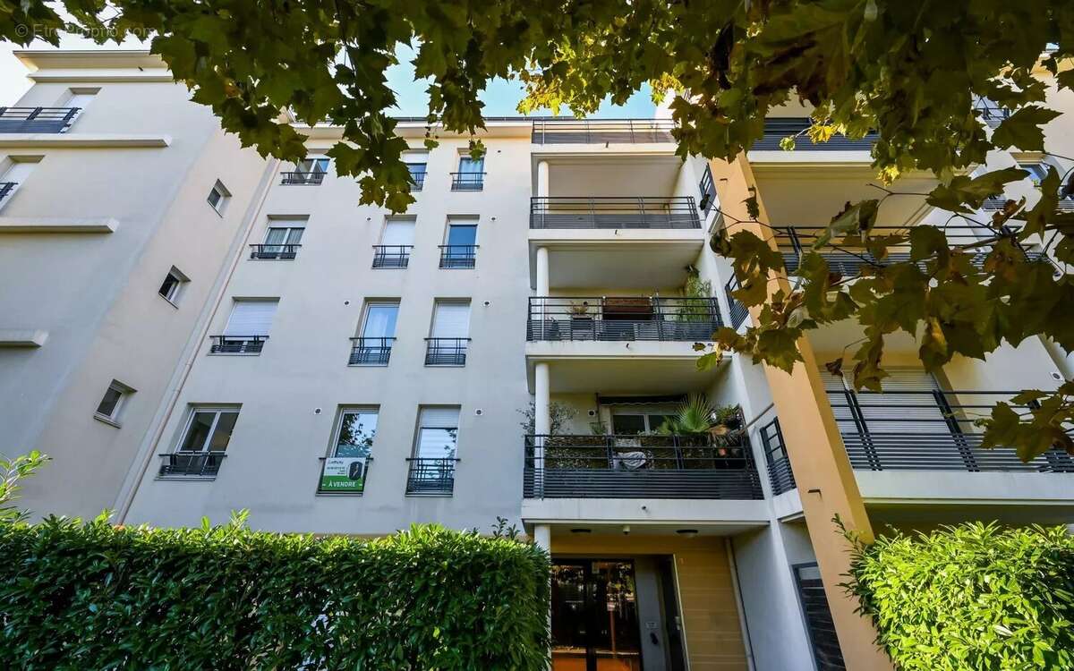 Appartement à TASSIN-LA-DEMI-LUNE