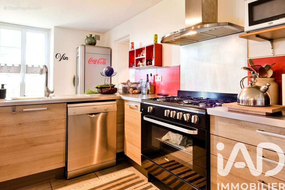 Maison 148 m² à Vouhe  - photo 4