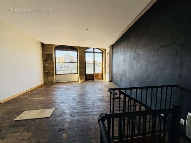 Commerce 71 m² à Romans-Sur-Isere  - photo 3