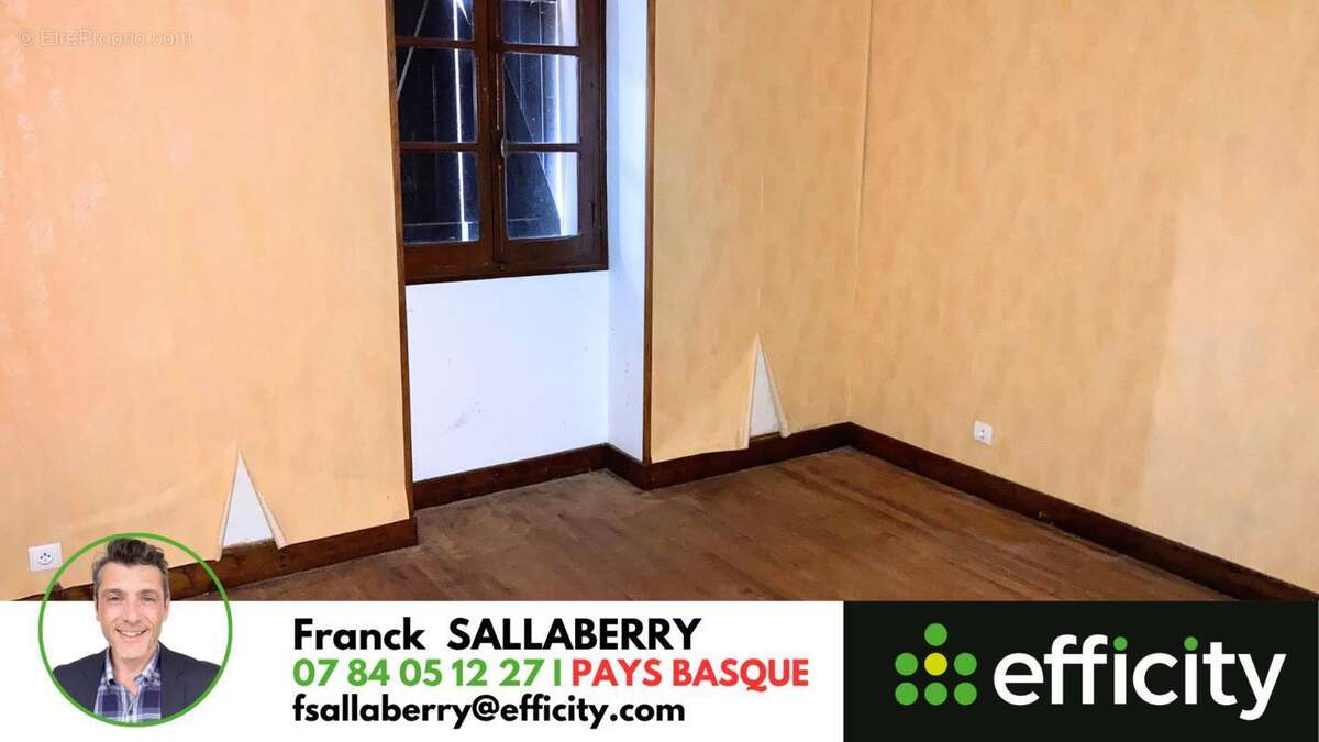 Appartement à URRUGNE